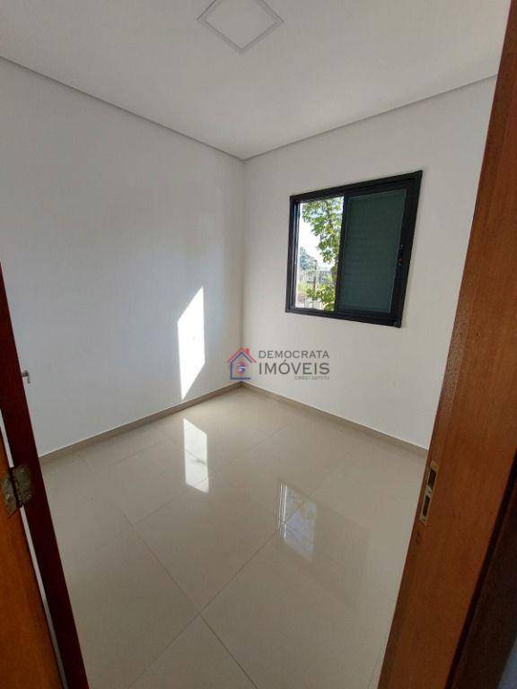 Cobertura à venda com 2 quartos, 84m² - Foto 2