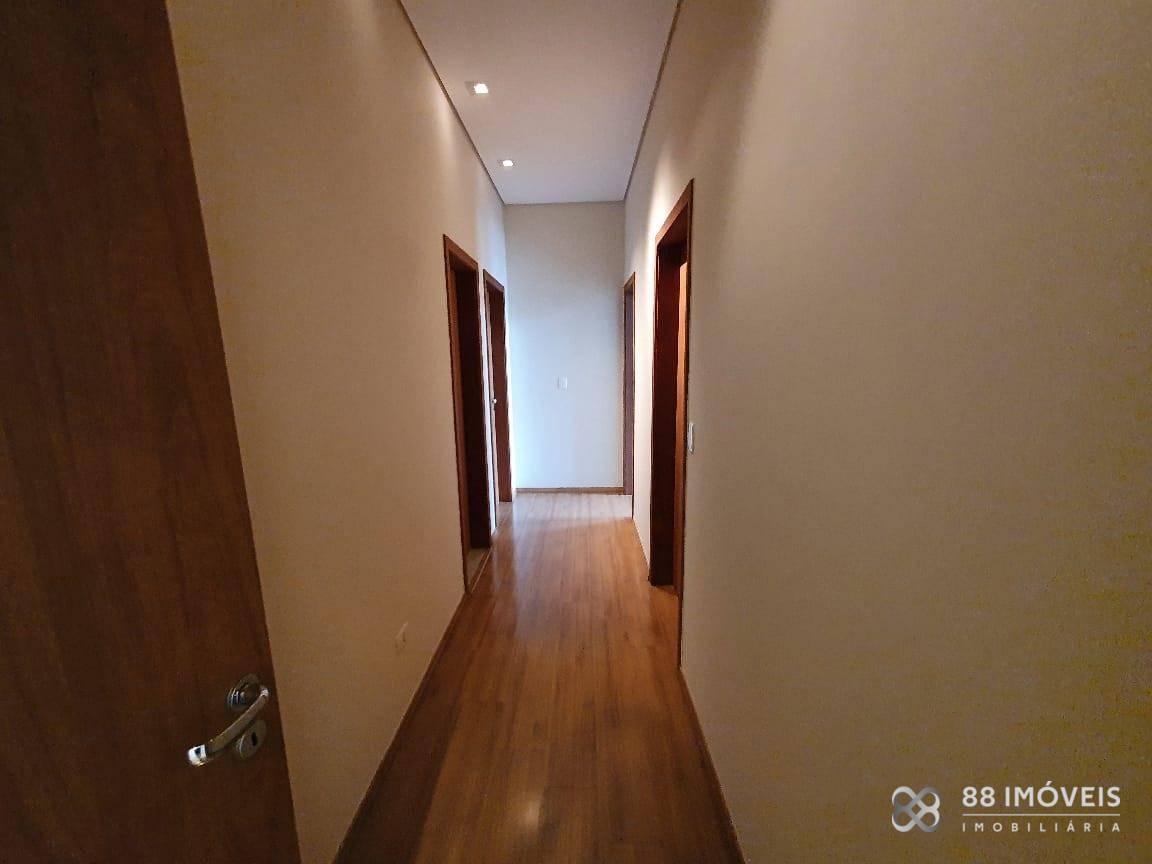 Casa de Condomínio à venda com 3 quartos, 212m² - Foto 15