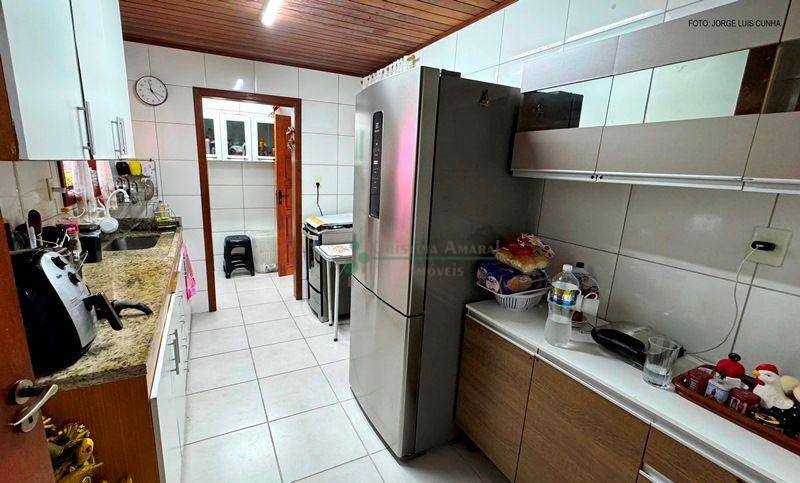 Casa de Condomínio à venda com 3 quartos, 131m² - Foto 18