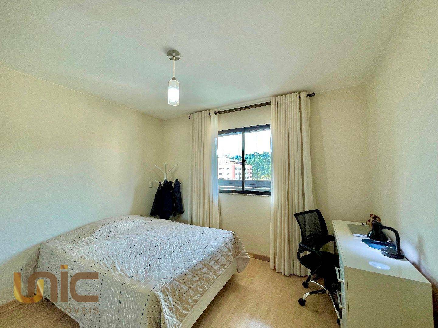 Apartamento à venda com 4 quartos, 145m² - Foto 12