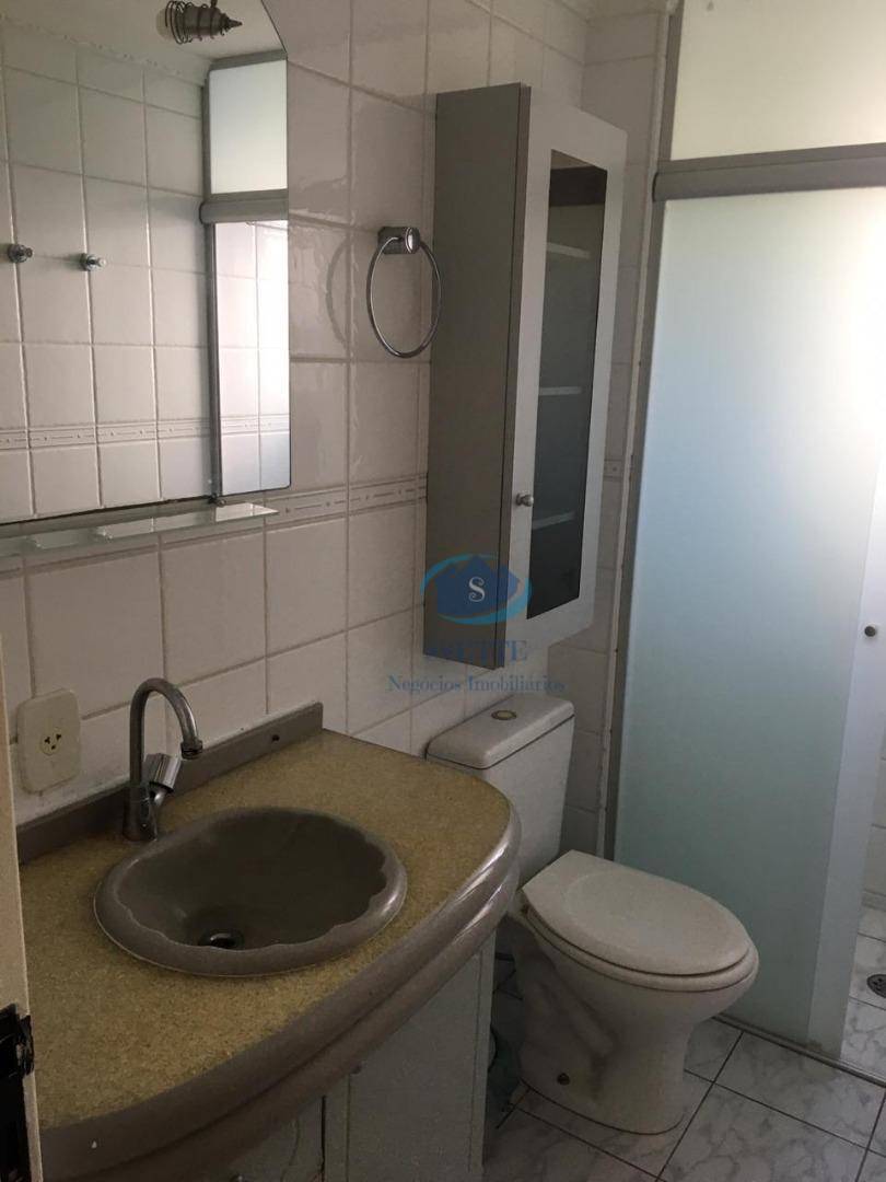 Apartamento à venda com 2 quartos, 60m² - Foto 5