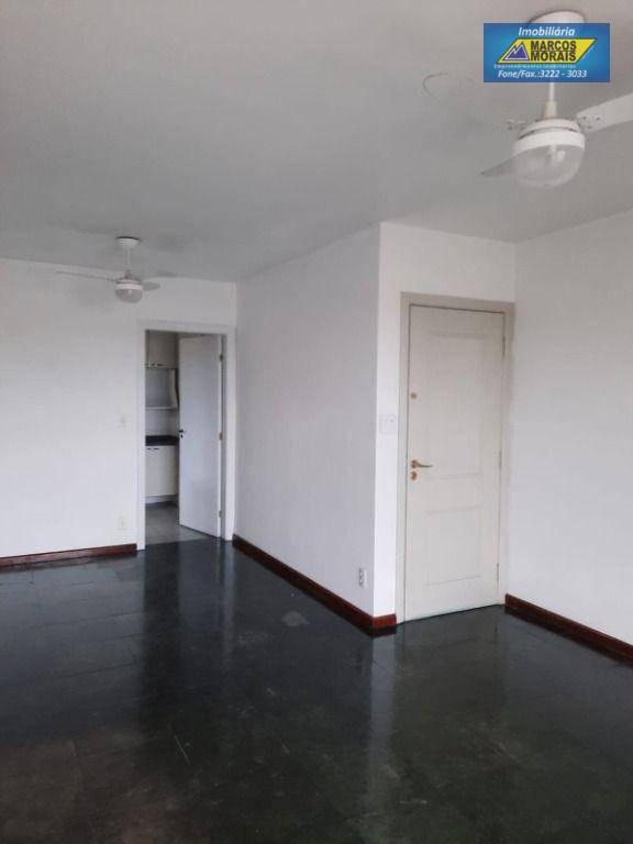 Apartamento para alugar com 3 quartos, 110m² - Foto 3