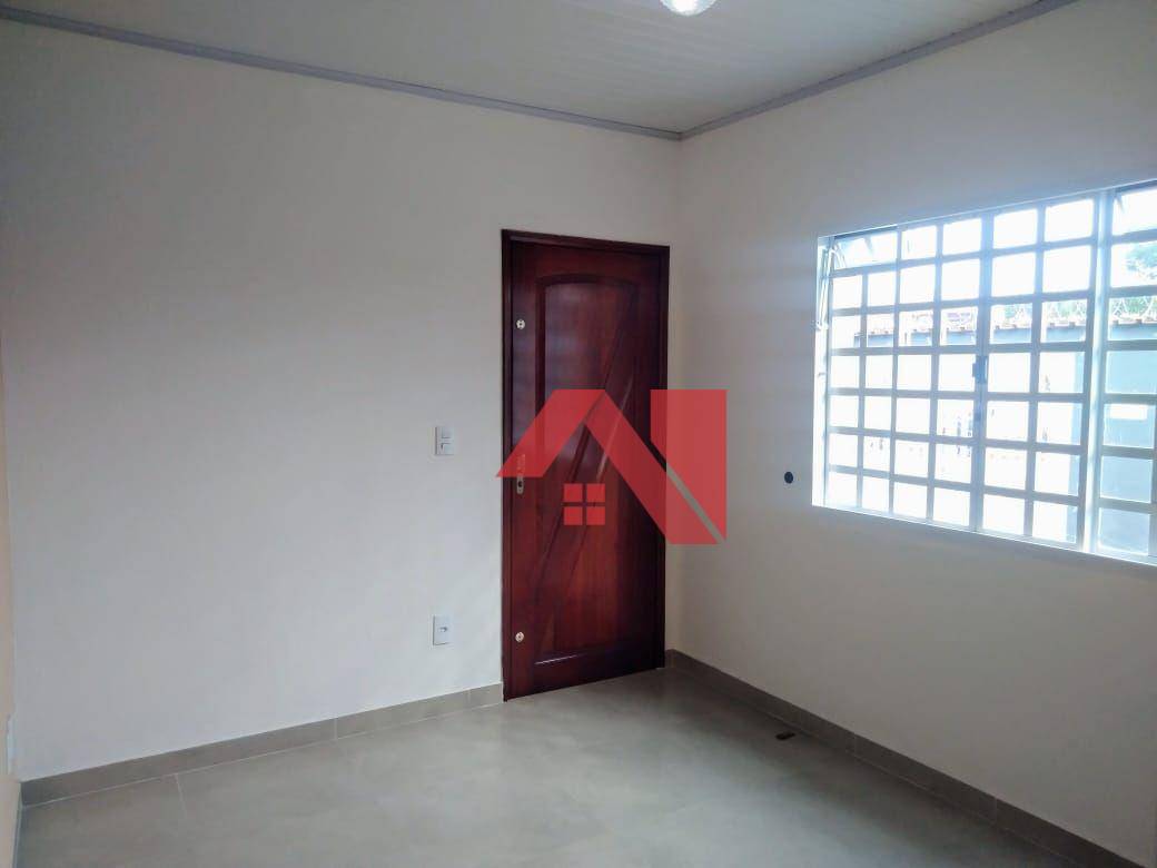 Casa à venda com 3 quartos, 144m² - Foto 8