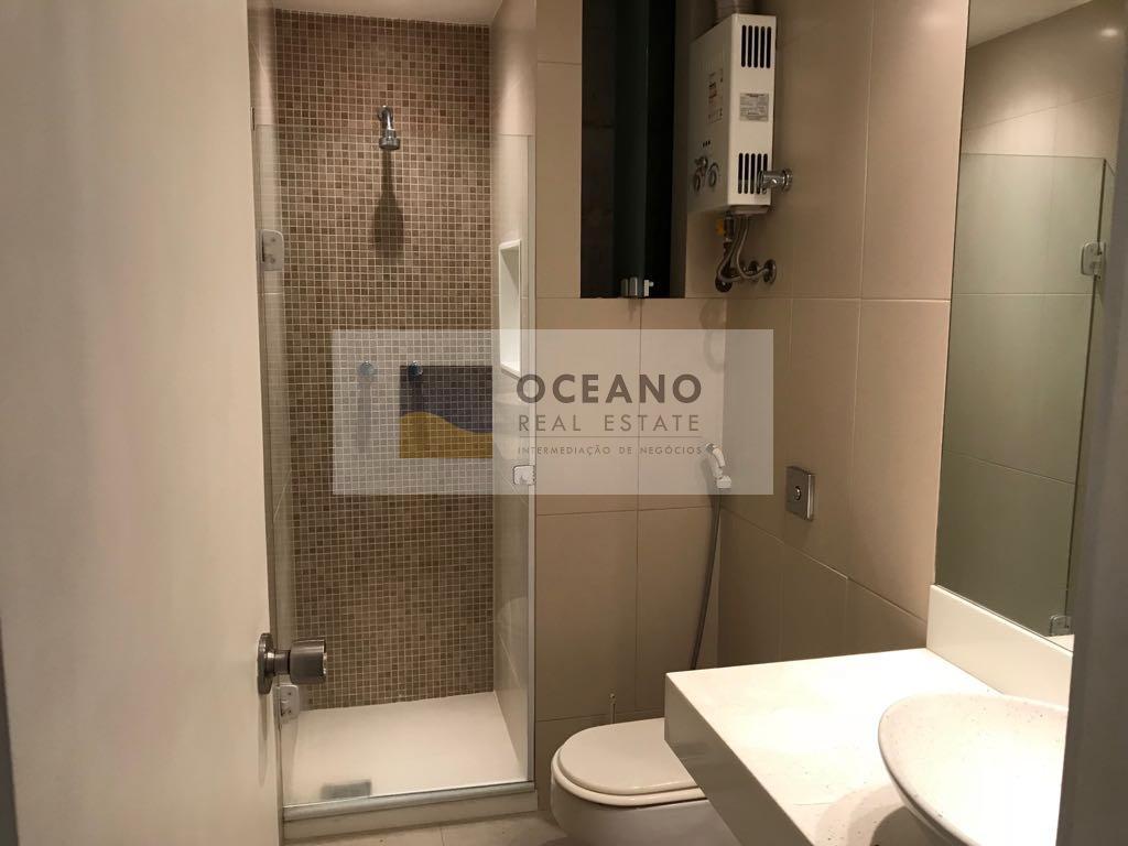 Apartamento à venda com 3 quartos, 170m² - Foto 4