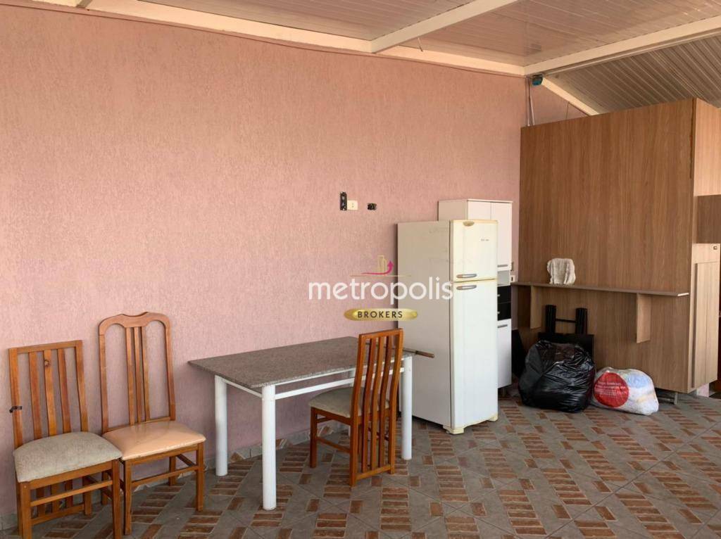 Sobrado à venda com 2 quartos, 220m² - Foto 36