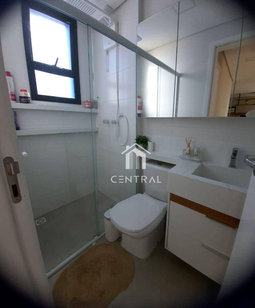 Apartamento à venda com 2 quartos, 70m² - Foto 15