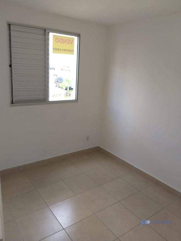 Apartamento à venda com 2 quartos, 45m² - Foto 2