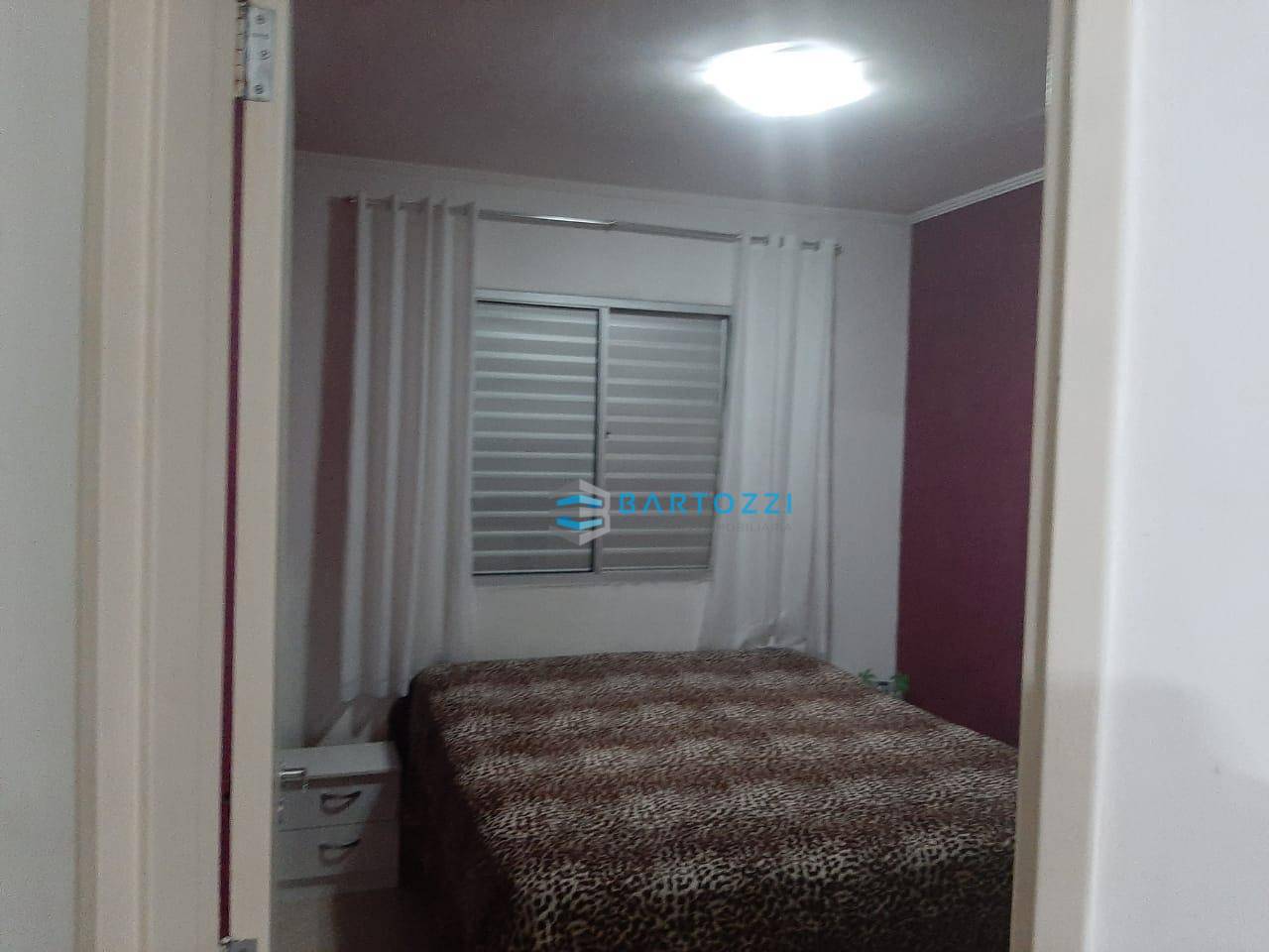 Apartamento à venda com 2 quartos, 50m² - Foto 12