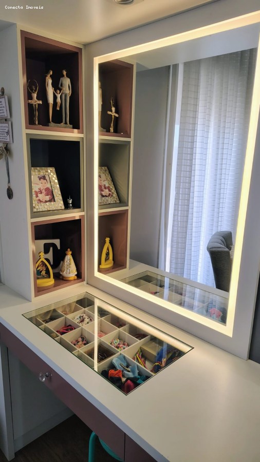 Casa de Condomínio à venda com 3 quartos, 235m² - Foto 9