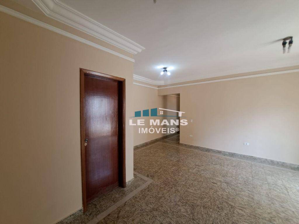 Apartamento para alugar com 3 quartos, 88m² - Foto 7