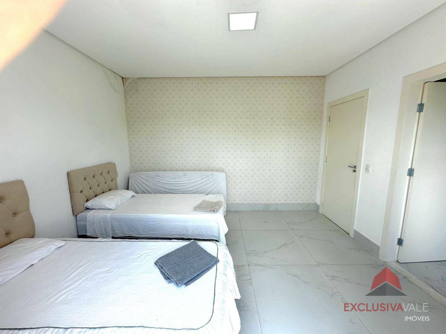 Casa de Condomínio à venda e aluguel com 4 quartos, 480m² - Foto 53