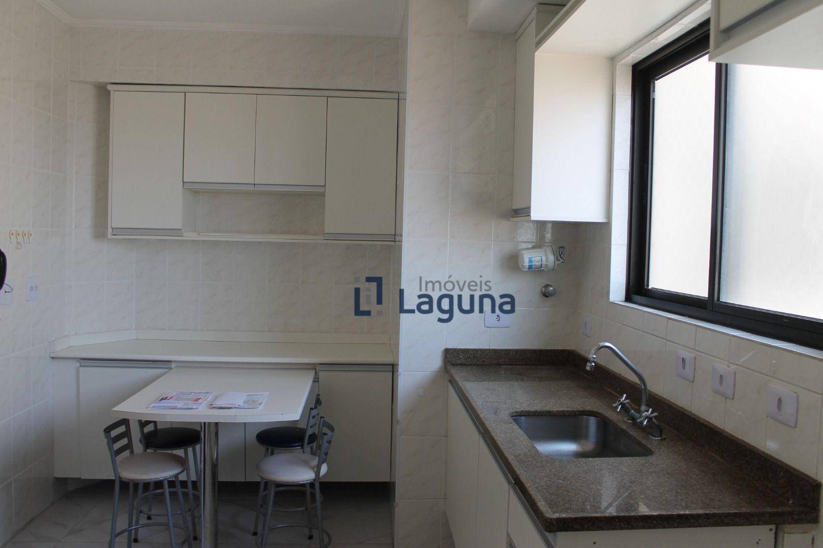 Apartamento para alugar com 2 quartos, 82m² - Foto 36