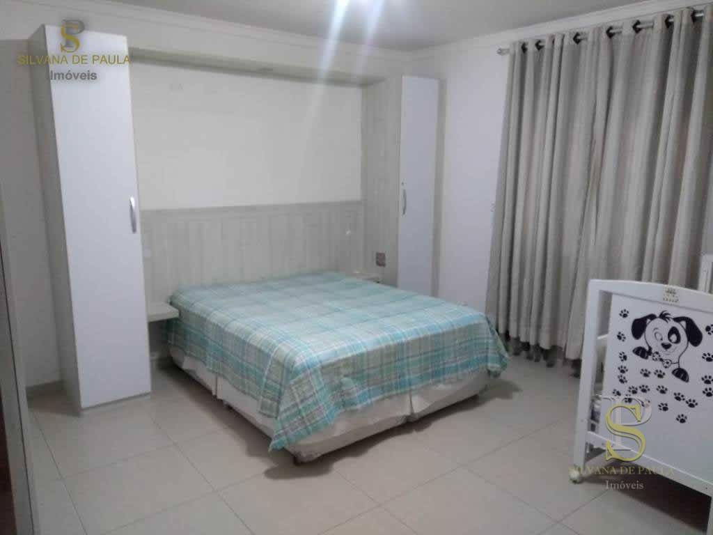 Casa de Condomínio à venda com 4 quartos, 288m² - Foto 15