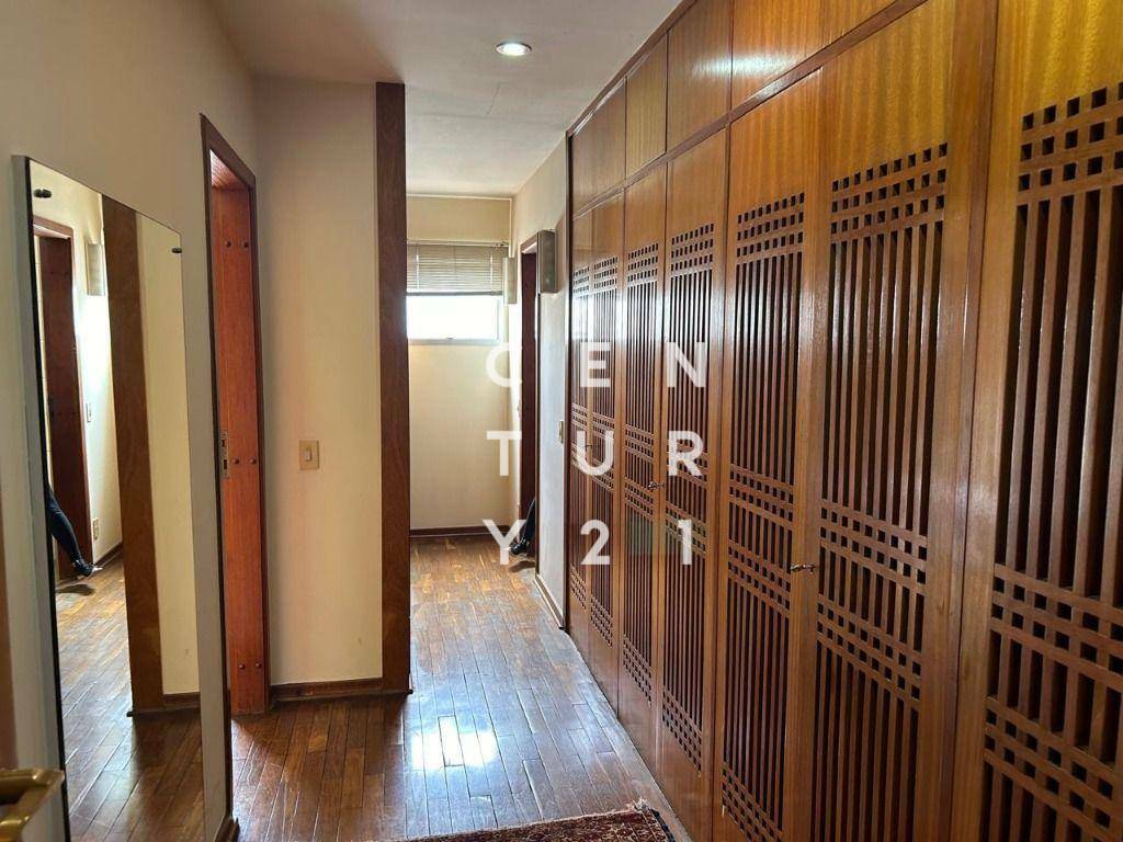 Apartamento à venda com 4 quartos, 200m² - Foto 5