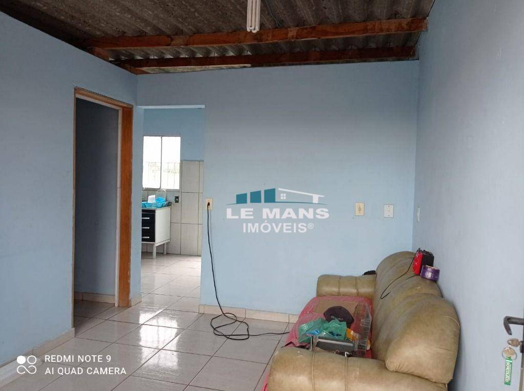 Casa à venda com 2 quartos, 170m² - Foto 11