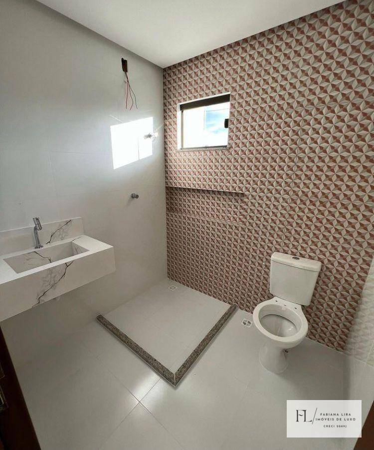 Casa à venda com 4 quartos, 137m² - Foto 10