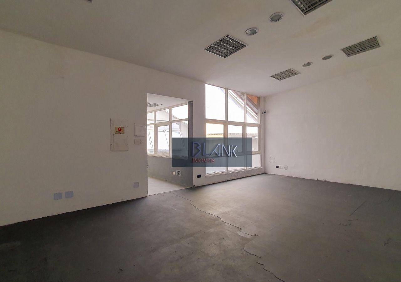 Prédio Inteiro para alugar, 900m² - Foto 22