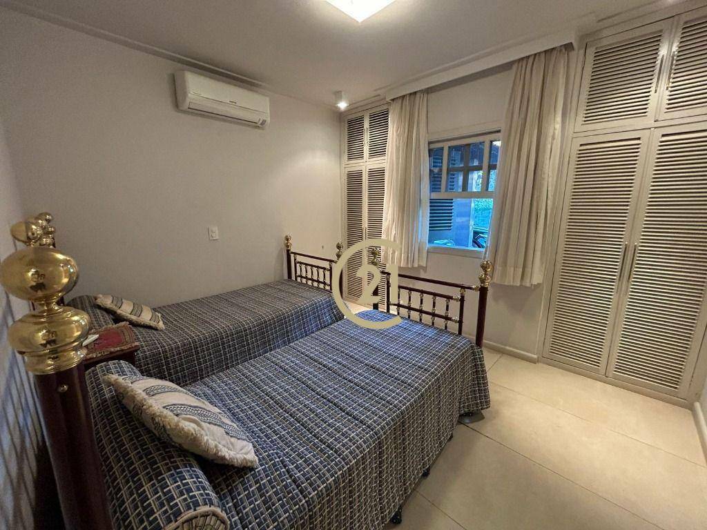 Chácara à venda com 7 quartos, 1500m² - Foto 17