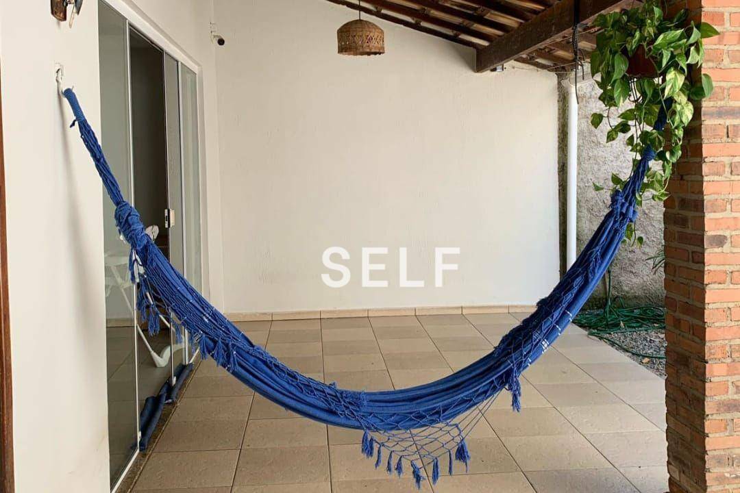 Casa, 3 quartos, 188 m² - Foto 3