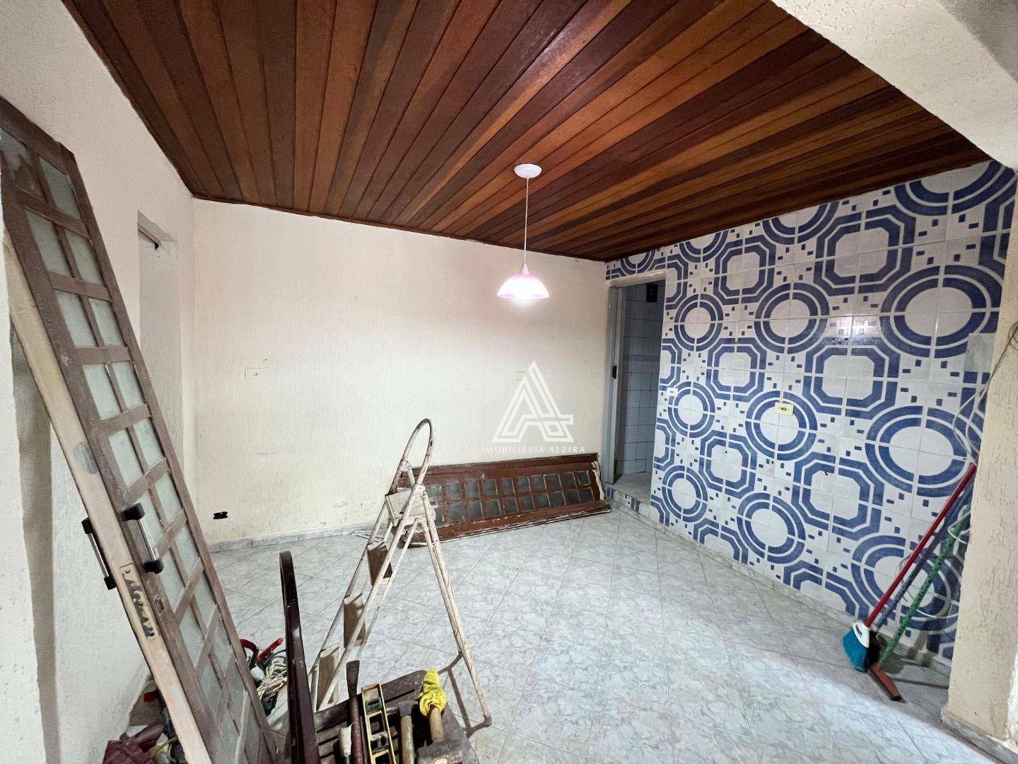 Casa para alugar com 3 quartos, 70m² - Foto 26