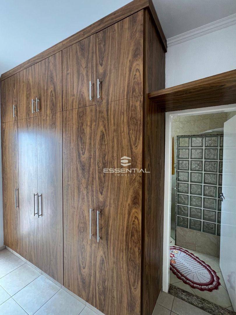 Sobrado à venda com 4 quartos, 220m² - Foto 15