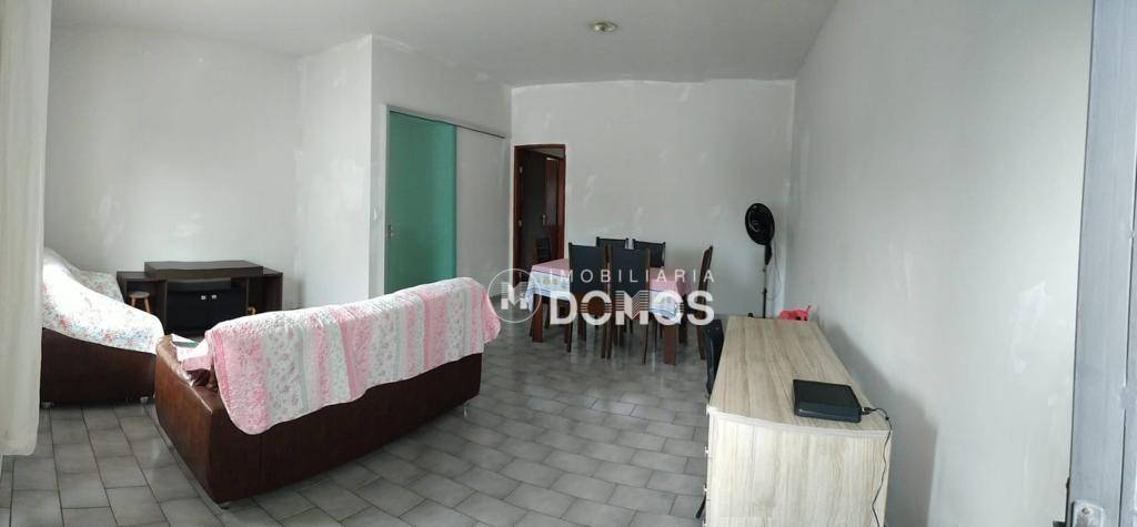 Casa à venda com 2 quartos, 300M2 - Foto 1