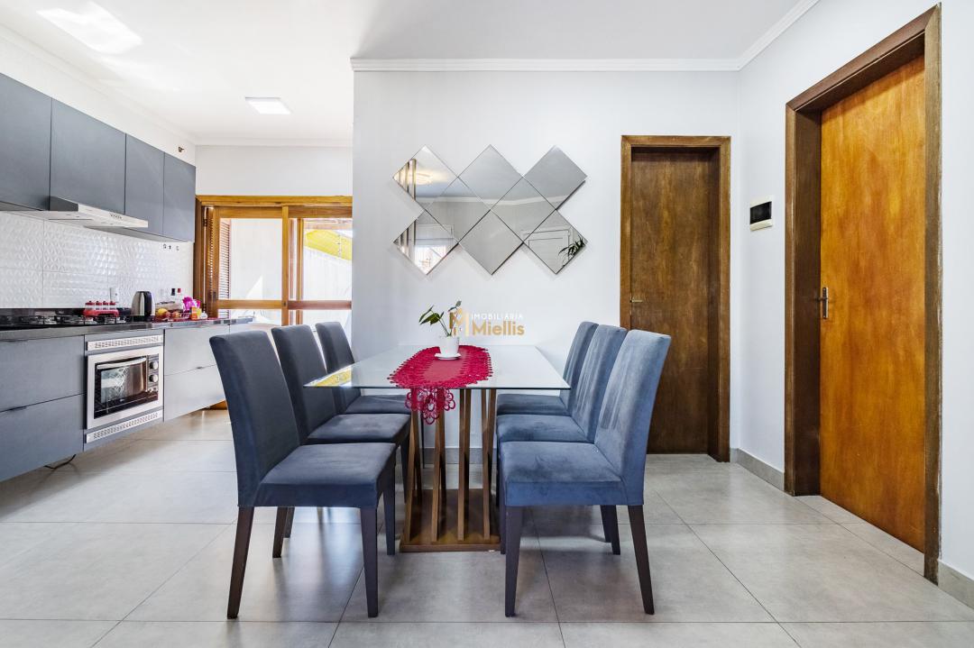 Casa à venda com 2 quartos, 80m² - Foto 10