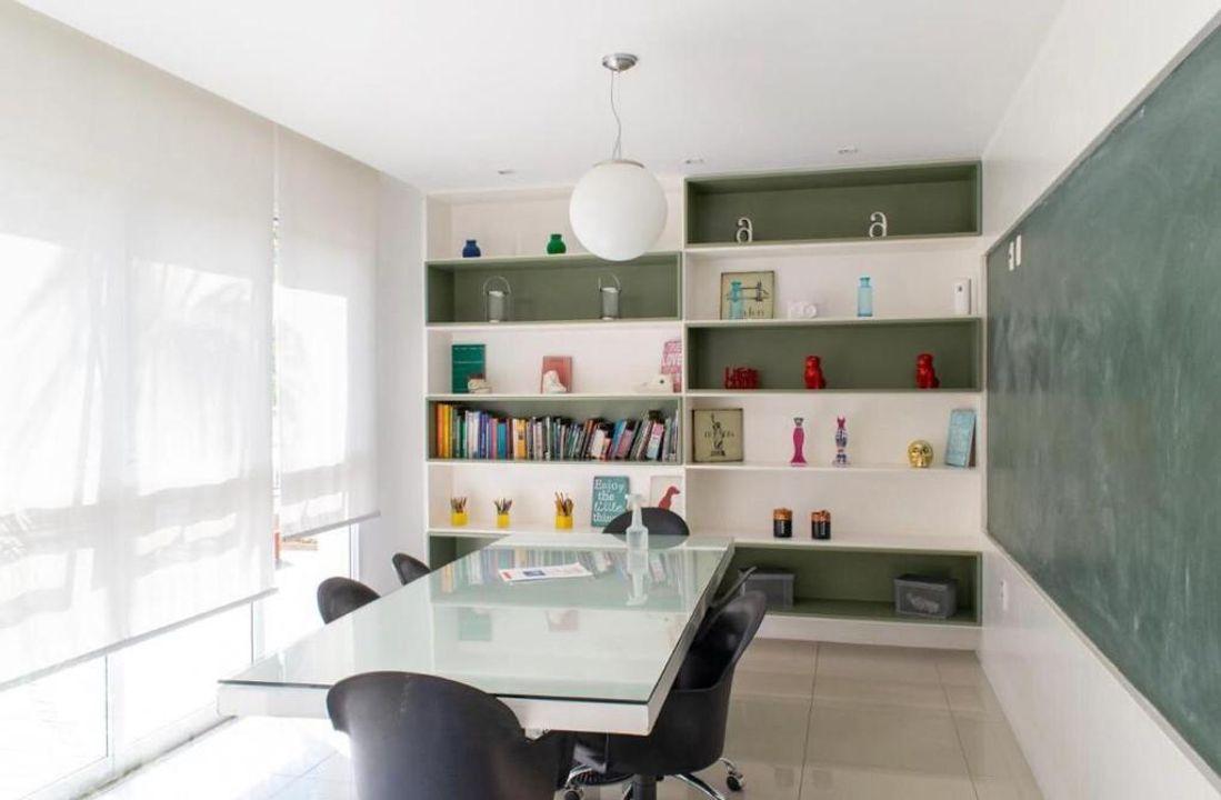 Apartamento à venda com 3 quartos, 87m² - Foto 12