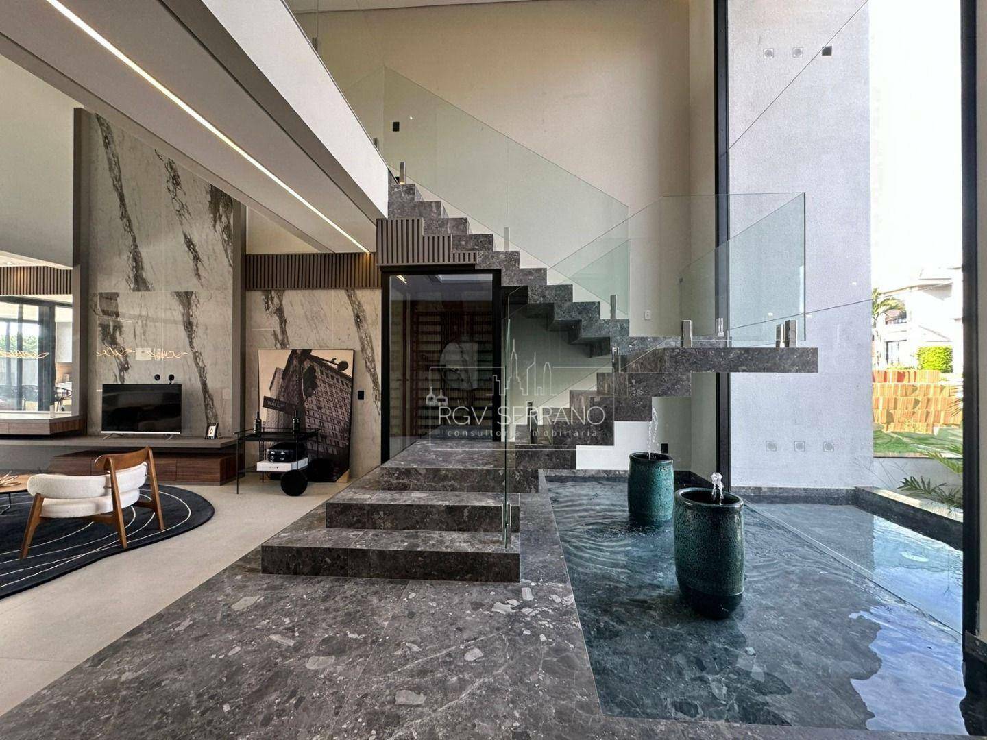 Sobrado à venda com 5 quartos, 365m² - Foto 3