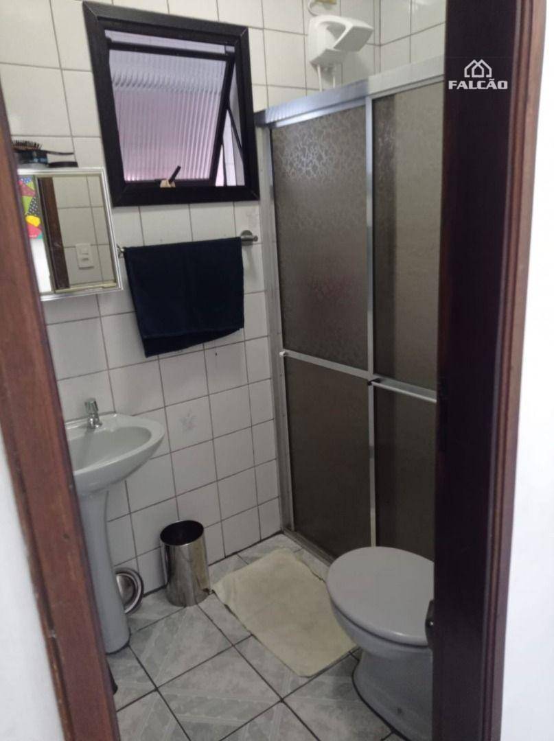 Apartamento à venda com 1 quarto, 45m² - Foto 11