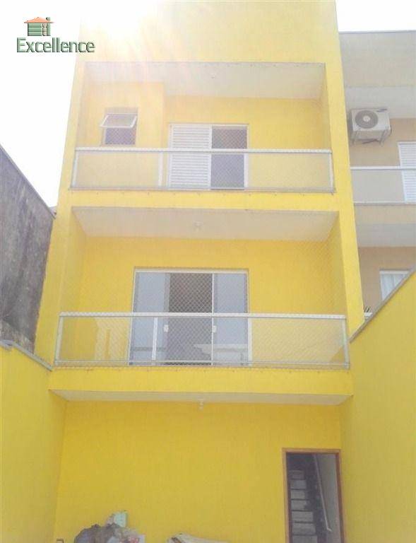 Sobrado à venda com 3 quartos, 110m² - Foto 1