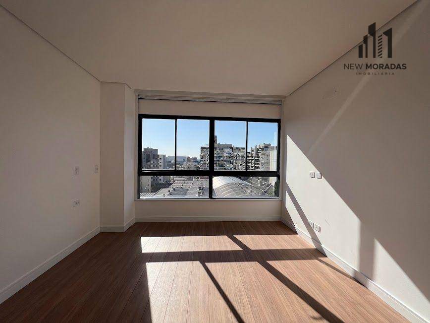 Apartamento à venda com 3 quartos, 117m² - Foto 17