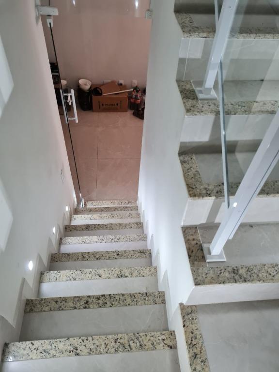 Casa à venda com 3 quartos, 215m² - Foto 9