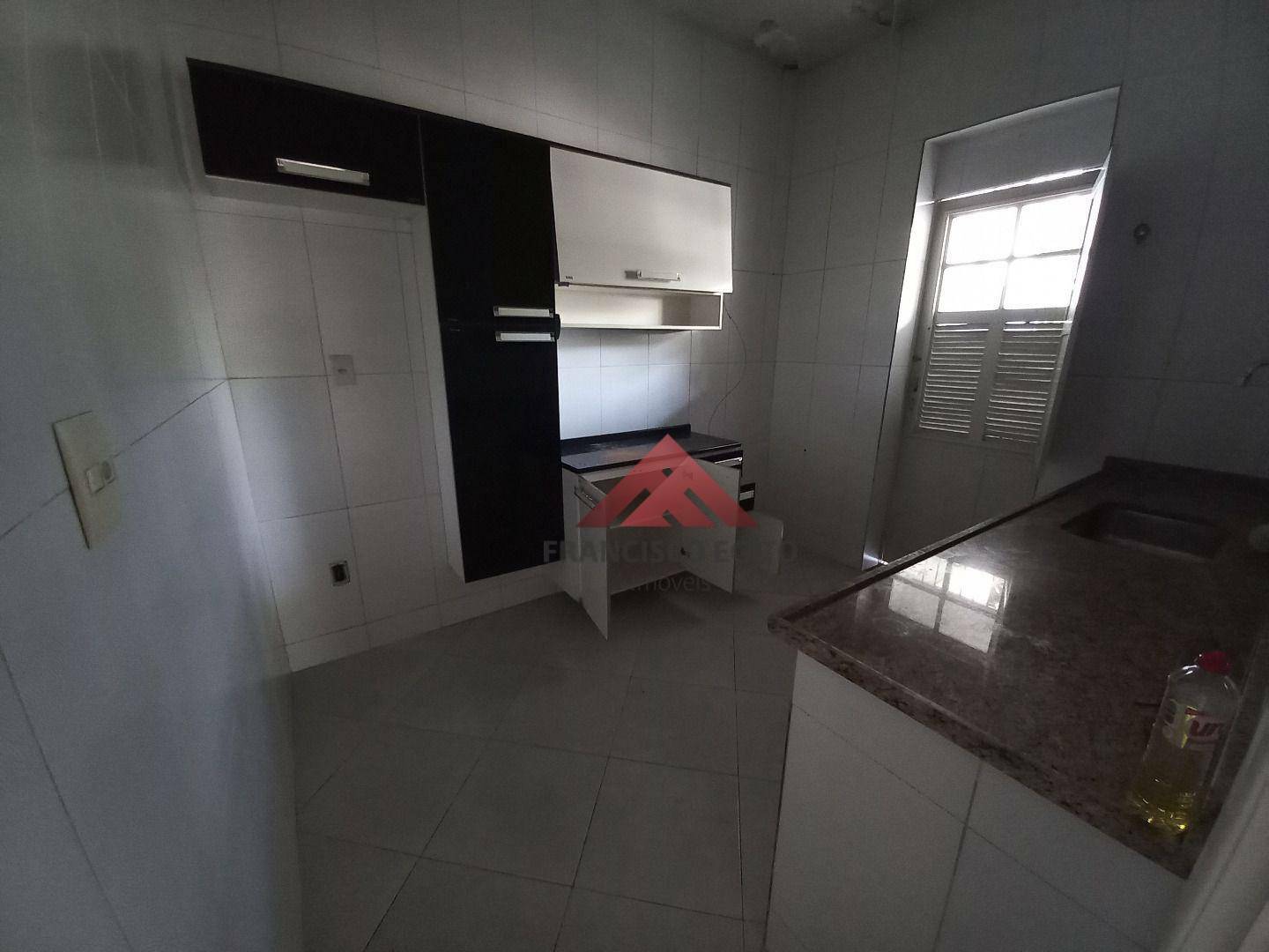 Casa à venda com 2 quartos, 76m² - Foto 11