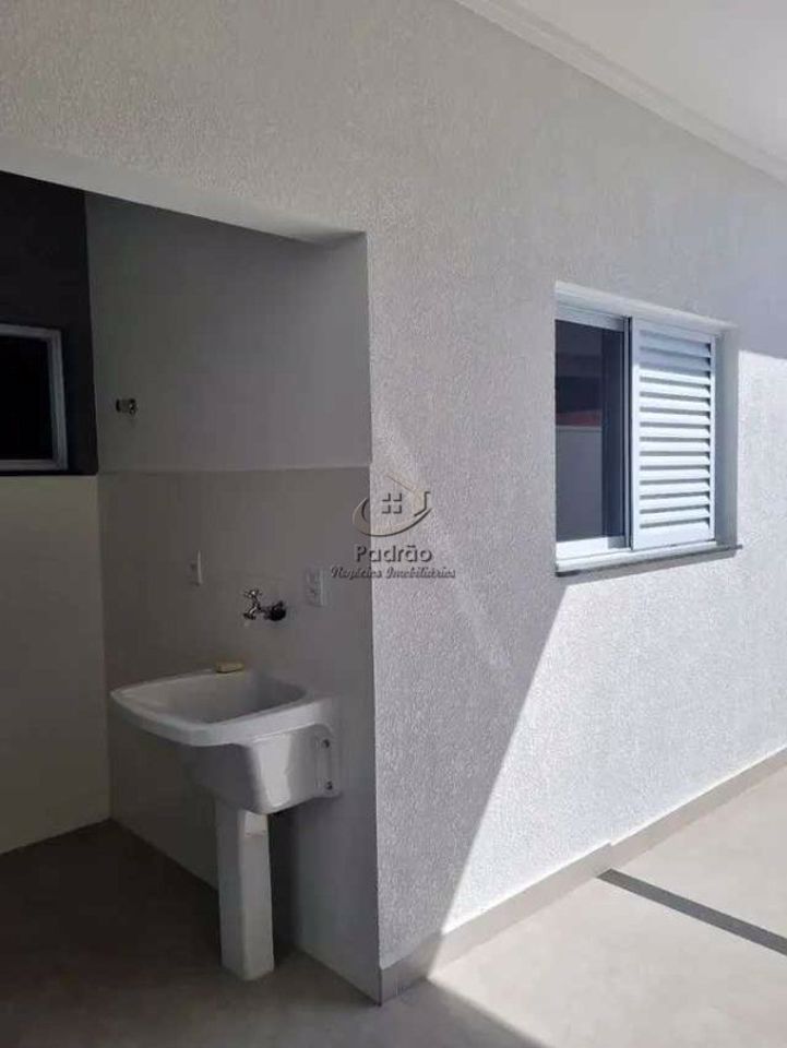 Casa de Condomínio à venda com 1 quarto, 106m² - Foto 2