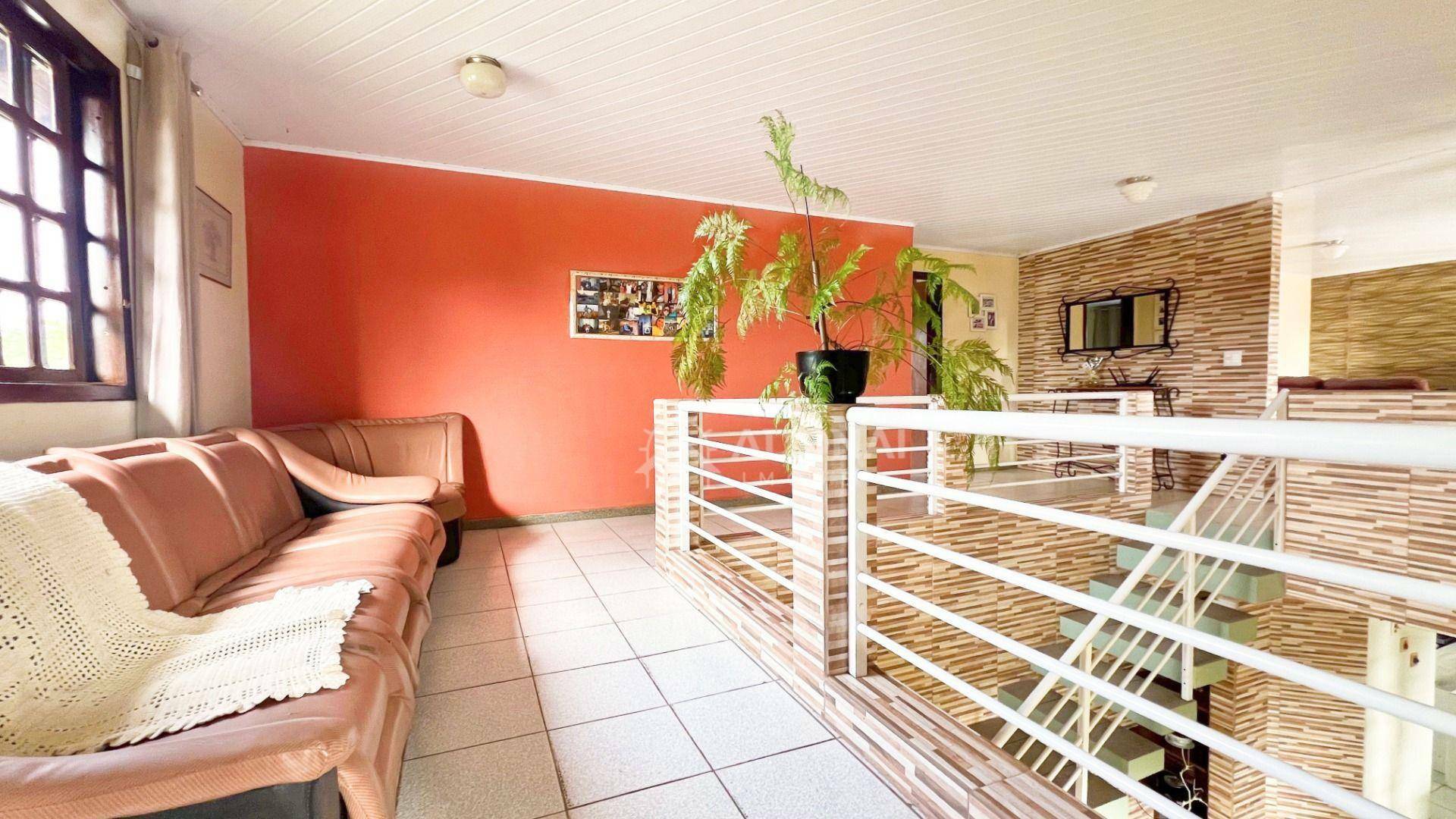Casa à venda com 4 quartos, 251m² - Foto 8