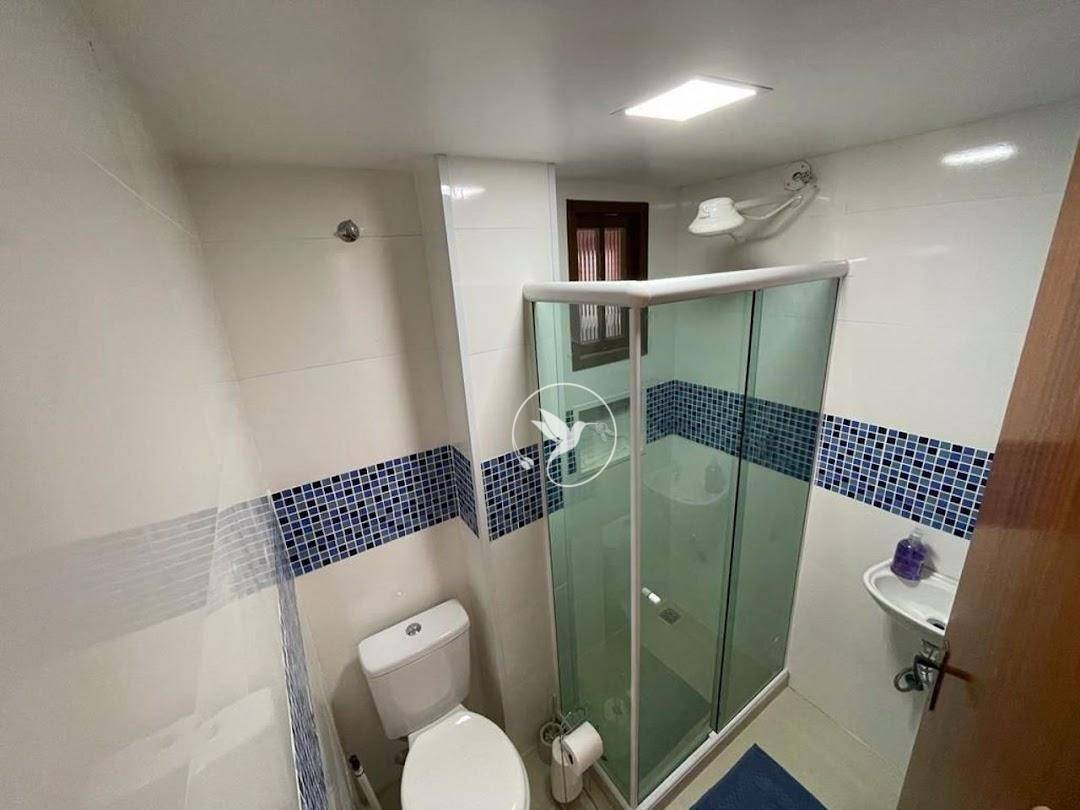 Casa de Condomínio à venda com 3 quartos, 220m² - Foto 15