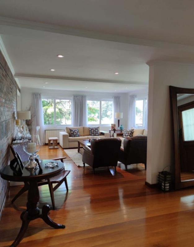 Casa à venda com 5 quartos, 700m² - Foto 3