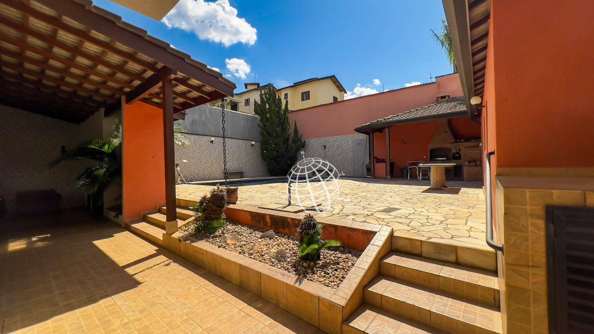 Casa à venda com 3 quartos, 246m² - Foto 21