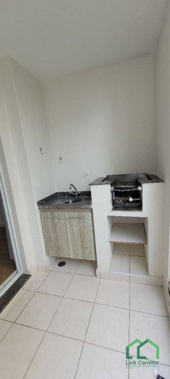 Apartamento para alugar com 3 quartos, 77m² - Foto 11