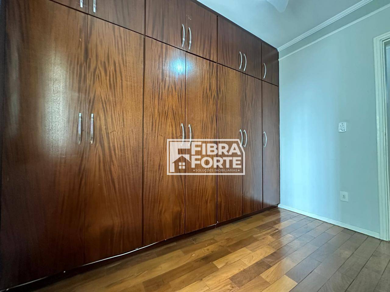 Apartamento à venda com 3 quartos, 70m² - Foto 10