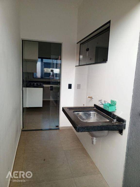 Casa à venda com 3 quartos, 140m² - Foto 5