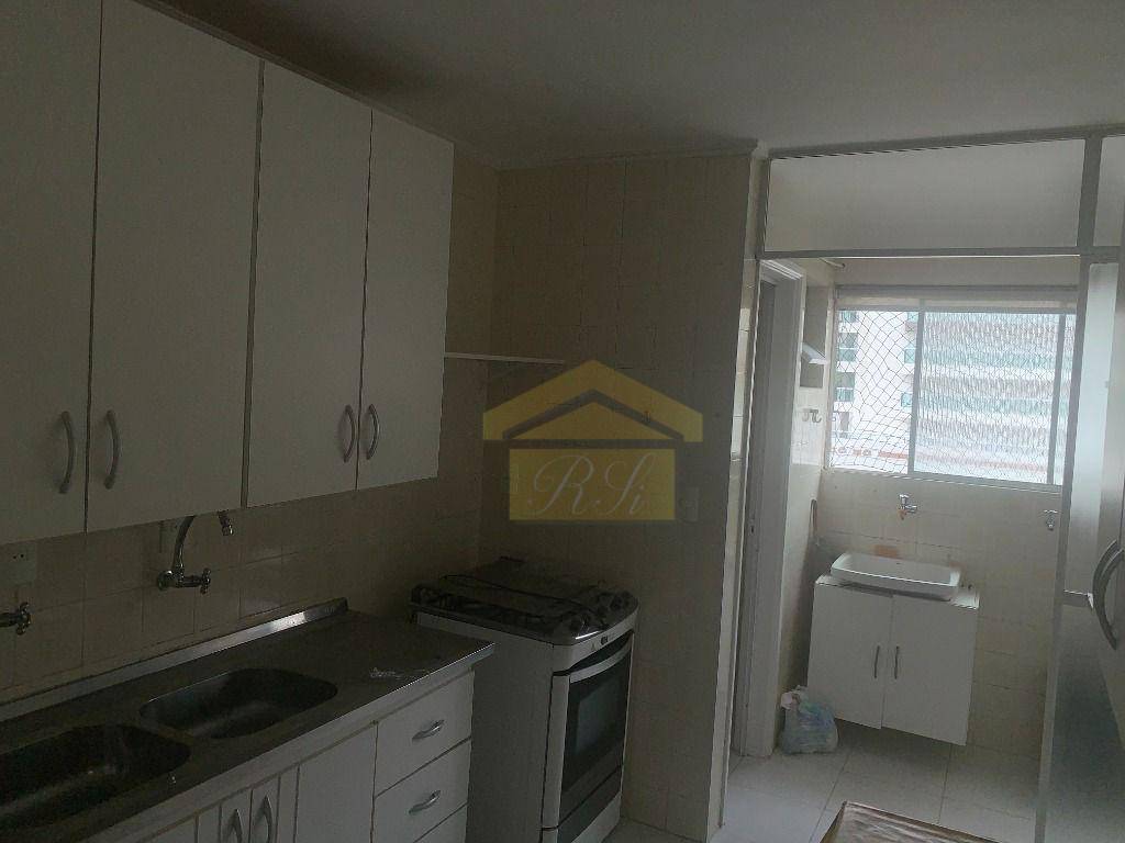 Apartamento à venda com 2 quartos, 68m² - Foto 4