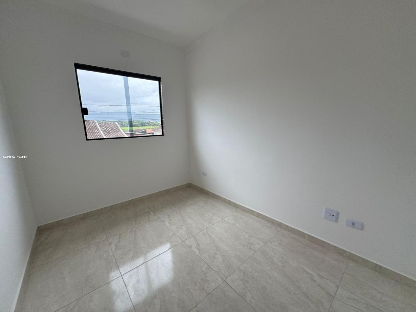 Casa à venda com 2 quartos, 60m² - Foto 13