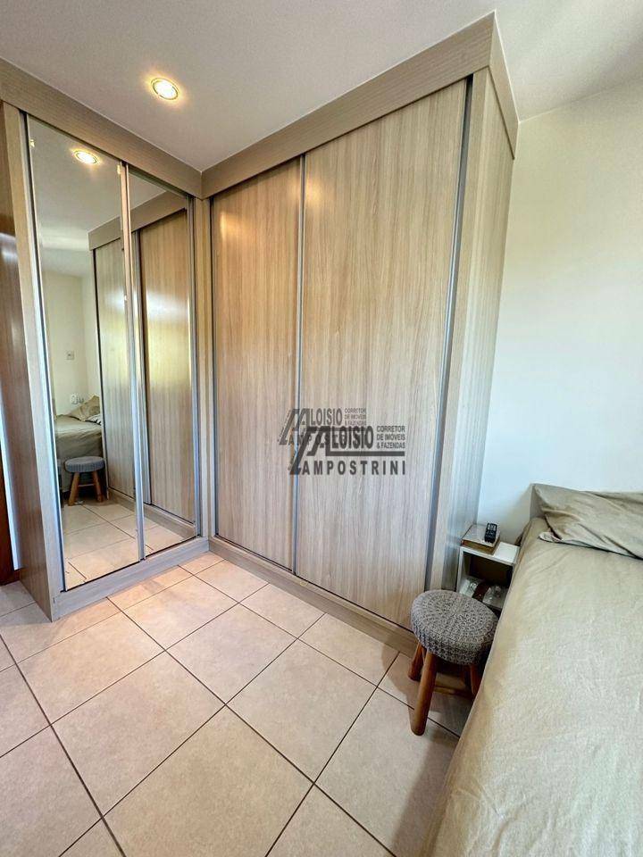 Apartamento à venda com 3 quartos, 120m² - Foto 12