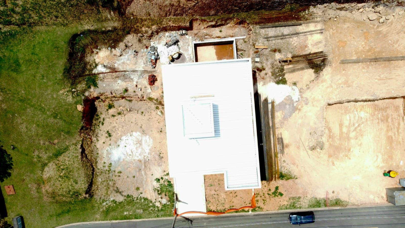 Casa de Condomínio à venda com 4 quartos, 310m² - Foto 15