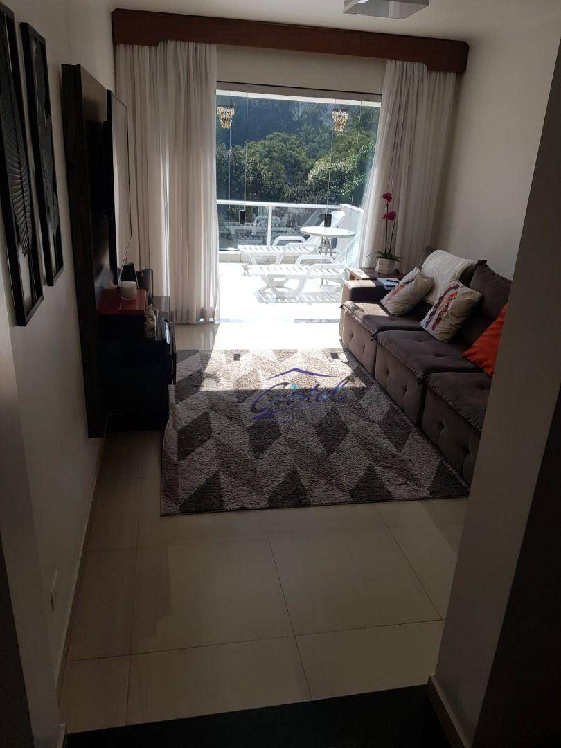 Casa de Condomínio à venda com 4 quartos, 240m² - Foto 3