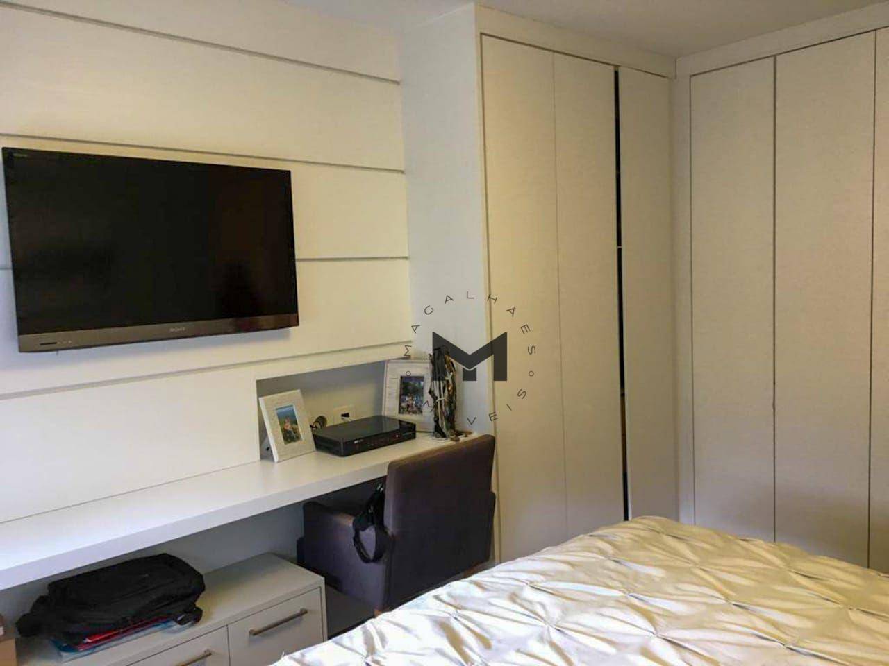 Apartamento à venda com 3 quartos, 140m² - Foto 9