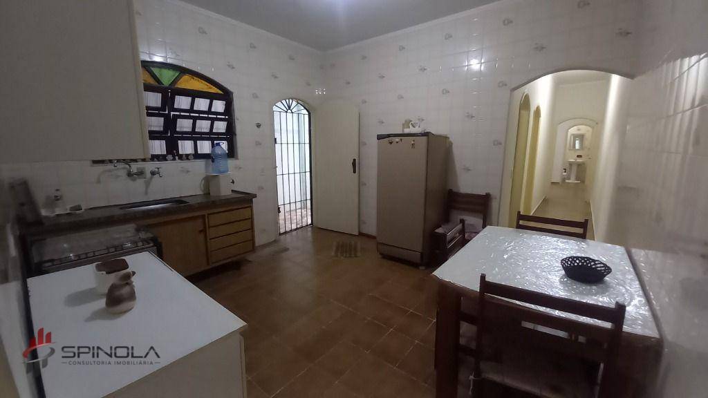 Casa à venda com 2 quartos, 110m² - Foto 6