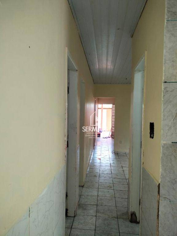 Casa à venda com 3 quartos, 250m² - Foto 13